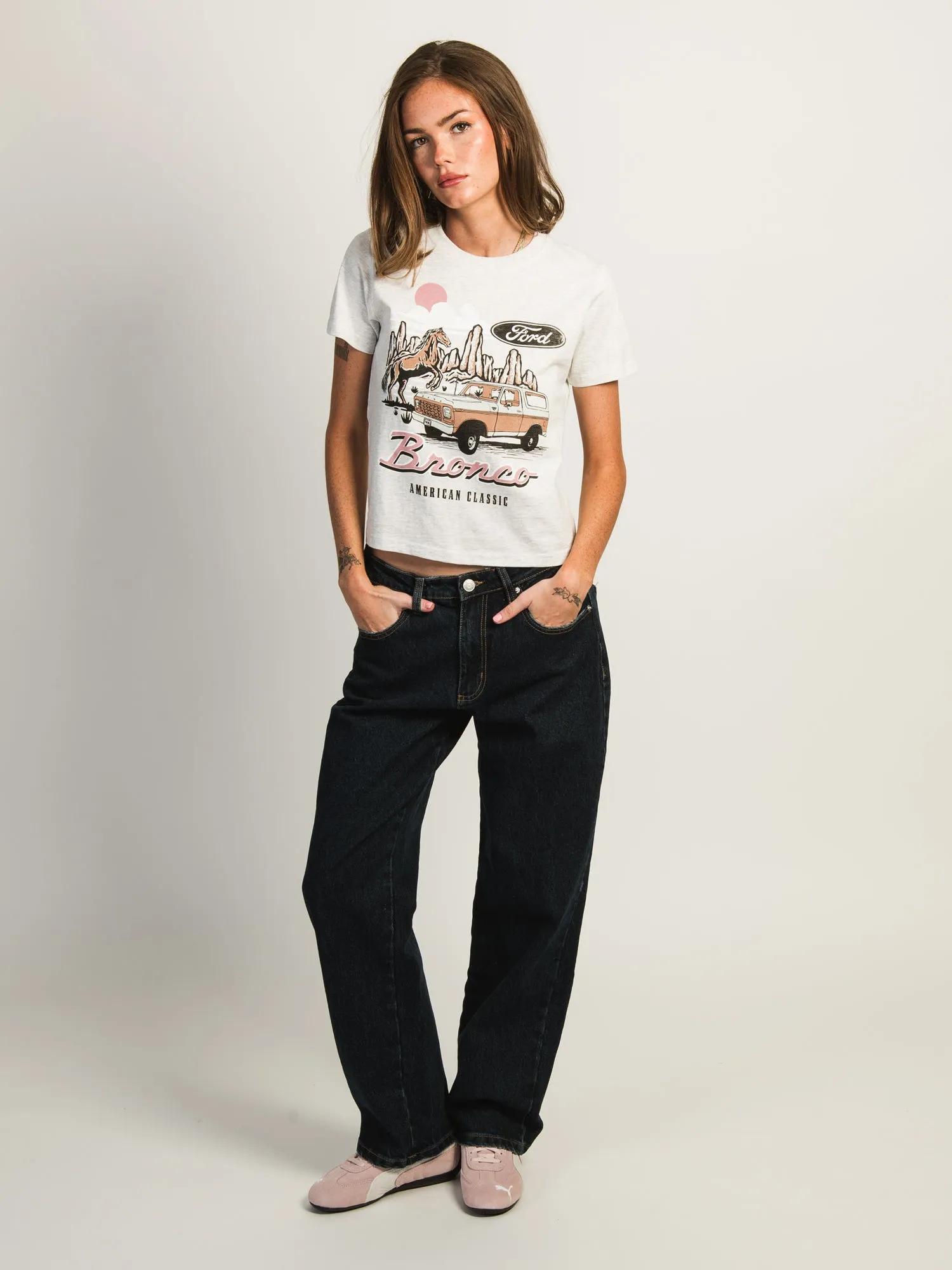 BRONCO BOYFRIEND FITTED TEE