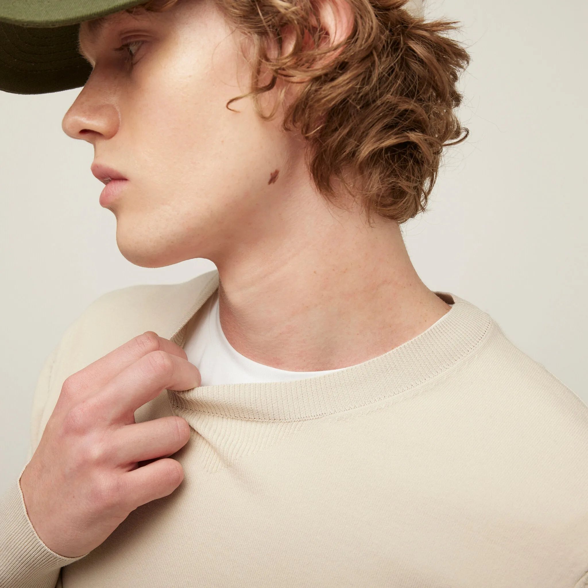 Extrafine Lightweight Crewneck