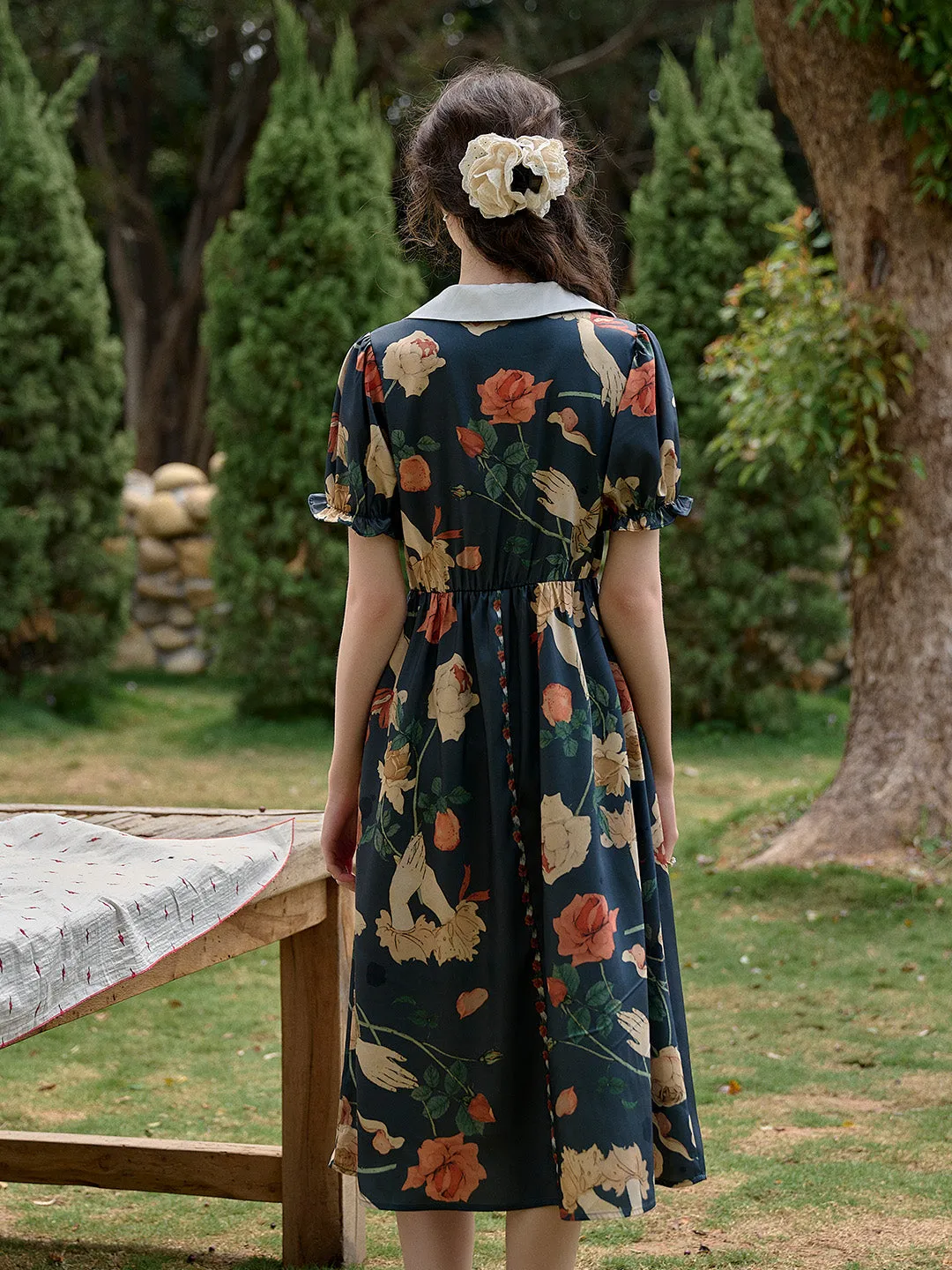 【Final Sale】Sierra V-Neck Rose Floral Dress