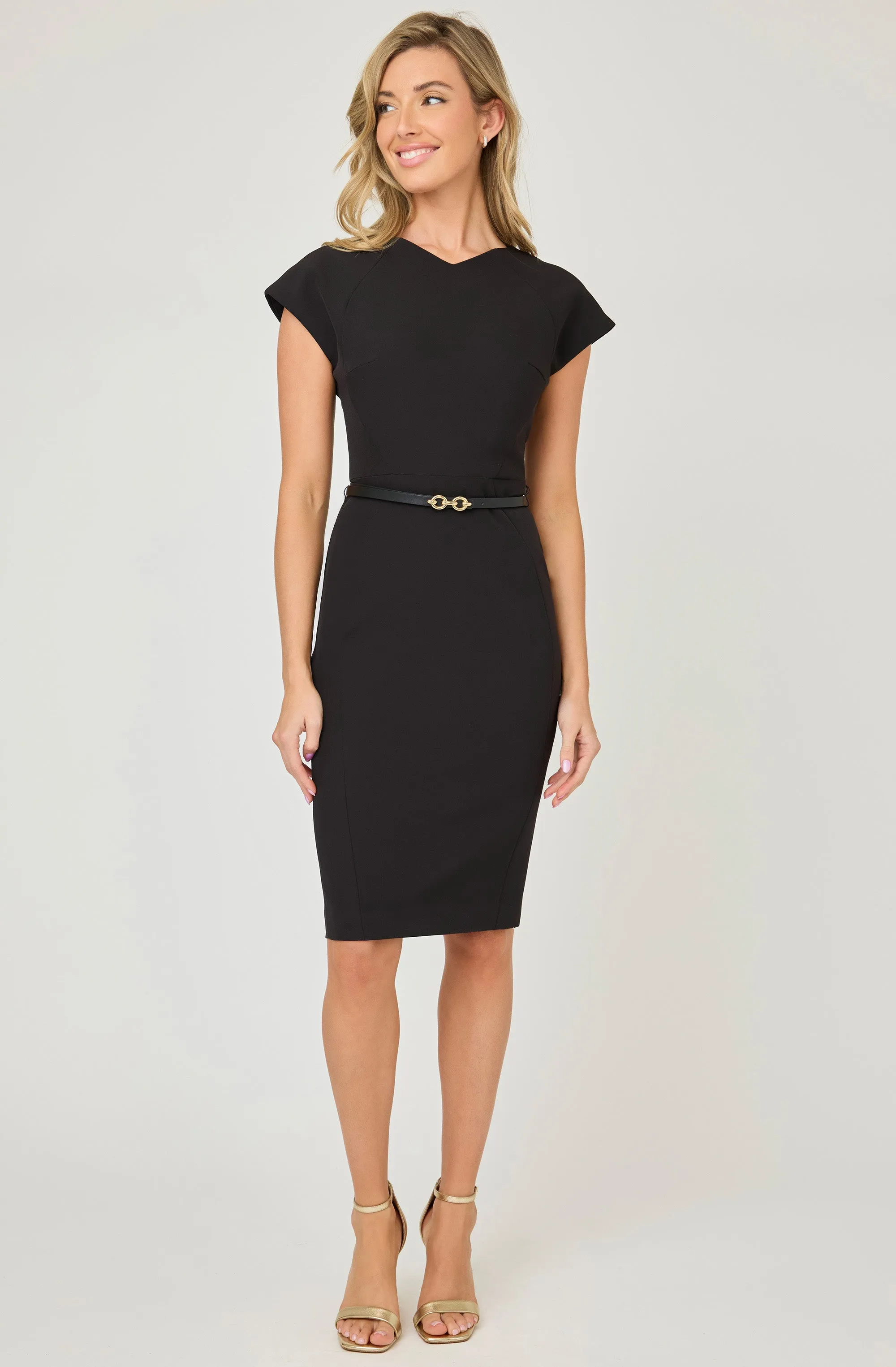 Fitted Dress with belt