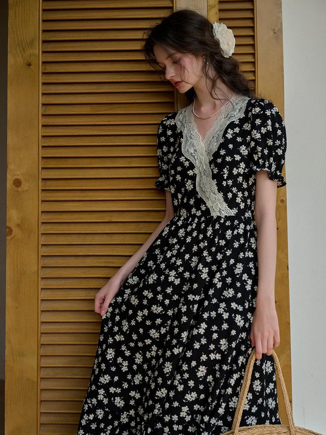 Lilith Ruffle V-Neck Lace Floral Dress